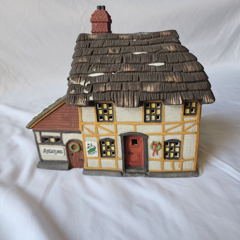 Heritage Village collection Dickens village series MR & Mrs. Pickles